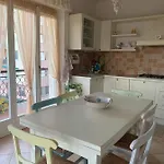 Casa Viola Vicino Al Mare By Smart-home * Vallecrosia