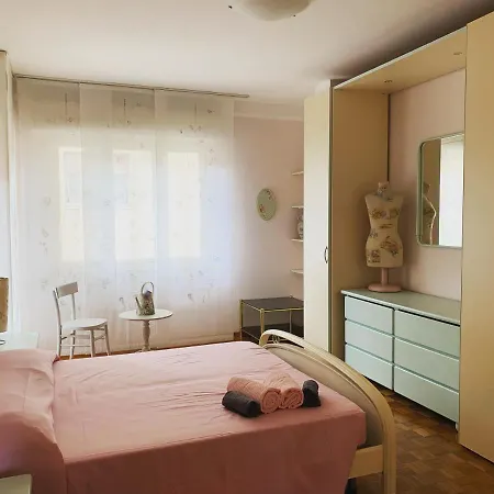 Casa Viola Vicino Al Mare By Smart-home 公寓 瓦莱克罗夏