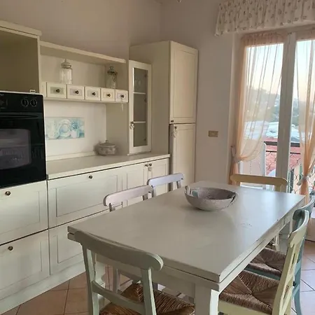 Casa Viola Vicino Al Mare By Smart-home * 瓦莱克罗夏